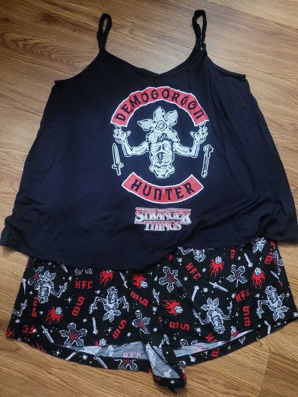 Stranger Things demogorgon hunter short pajama set 2 Hellfire Club Torrid